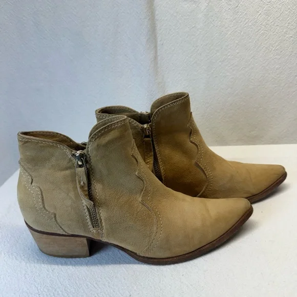 Coastal Cowgirl Suede Western Style Boots Sundance Catalog Side Zip Pointy Toe - Picture 2 of 9